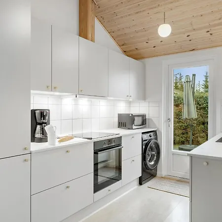 度假居 4 Bedroom Stunning In *