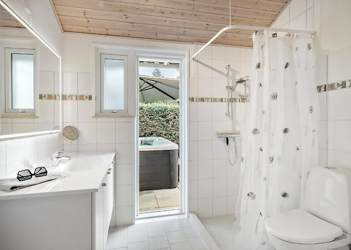 4 Bedroom Stunning In *